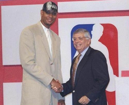 有重要荣誉 有重要荣誉