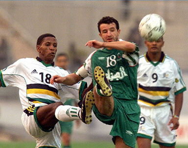 以他为轴心 以他为轴心