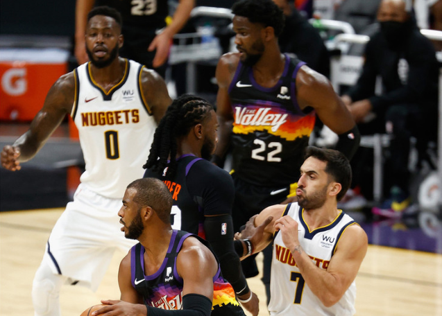 接球前先到 接球前先到