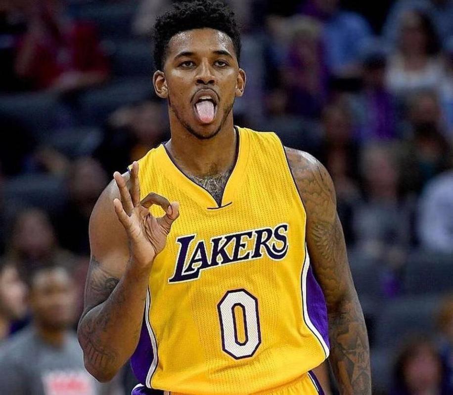 多淘汰赛场 多淘汰赛场